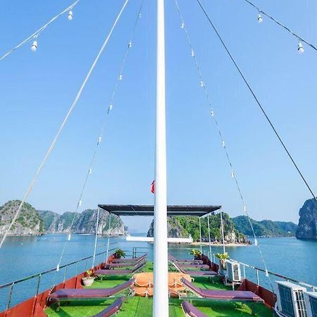 Cat Ba Bay Cruises Hotel Dong Khe Sau Екстериор снимка