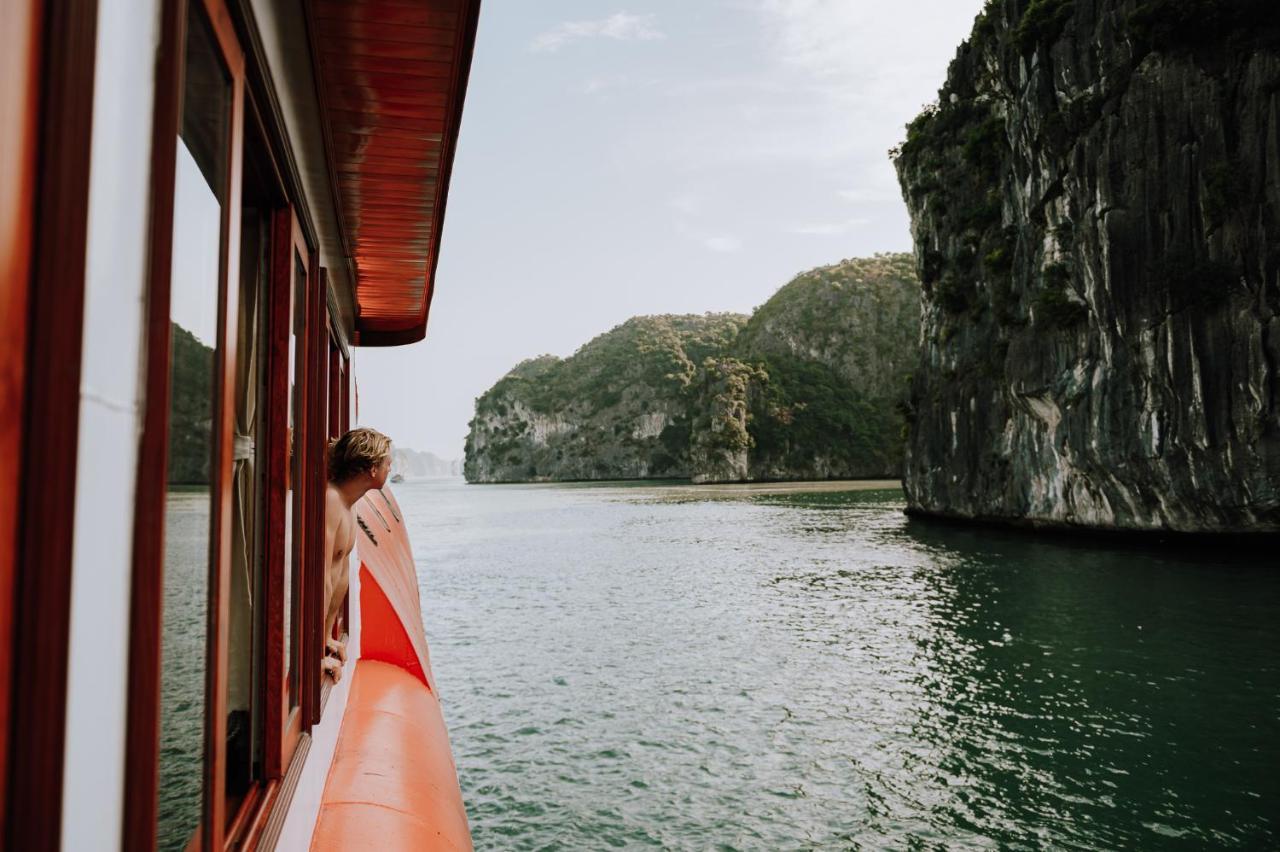 Cat Ba Bay Cruises Hotel Dong Khe Sau Екстериор снимка