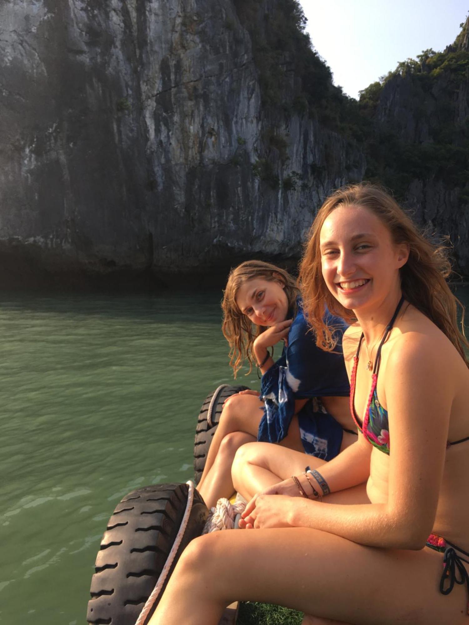 Cat Ba Bay Cruises Hotel Dong Khe Sau Екстериор снимка