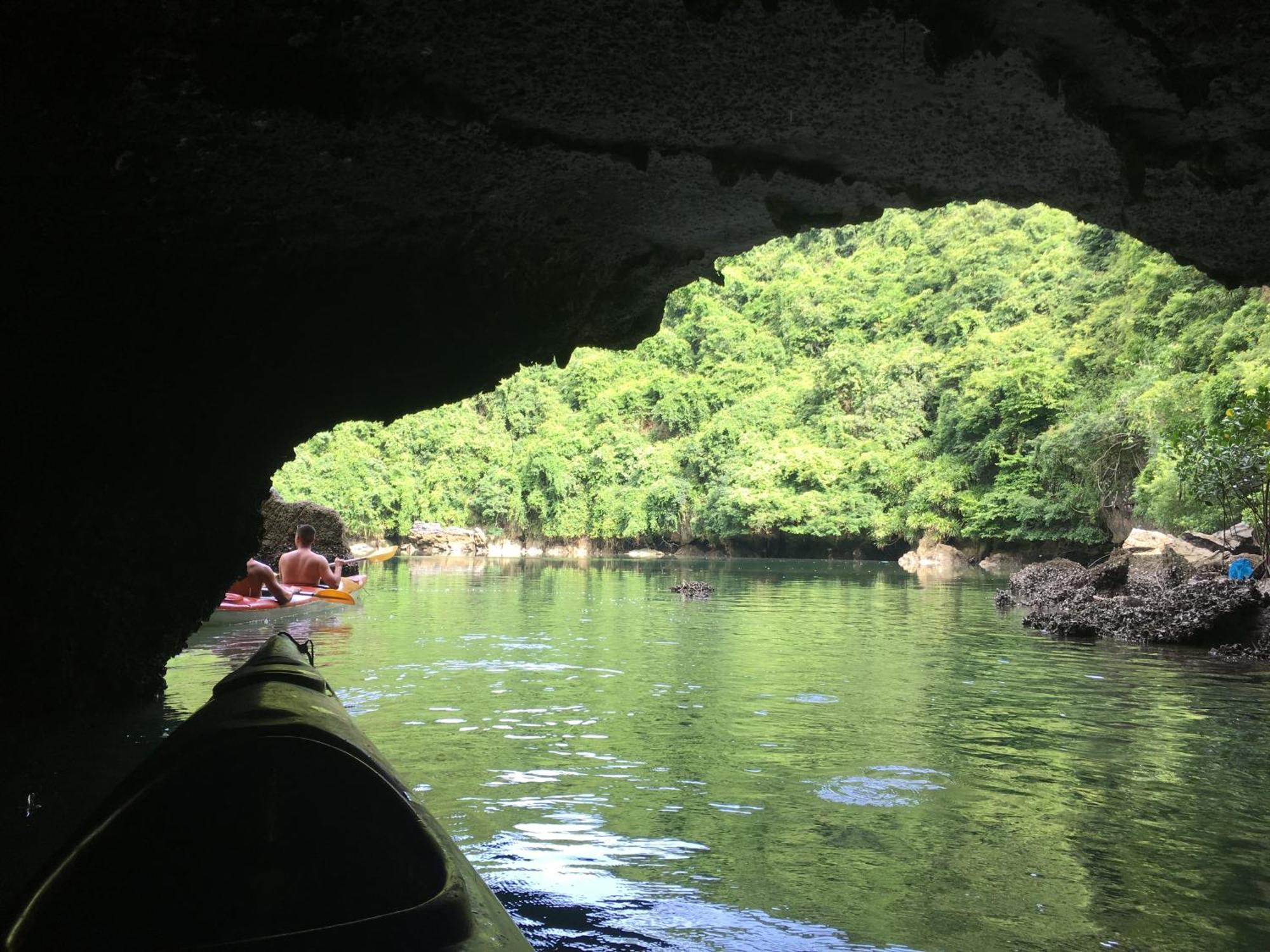 Cat Ba Bay Cruises Hotel Dong Khe Sau Екстериор снимка