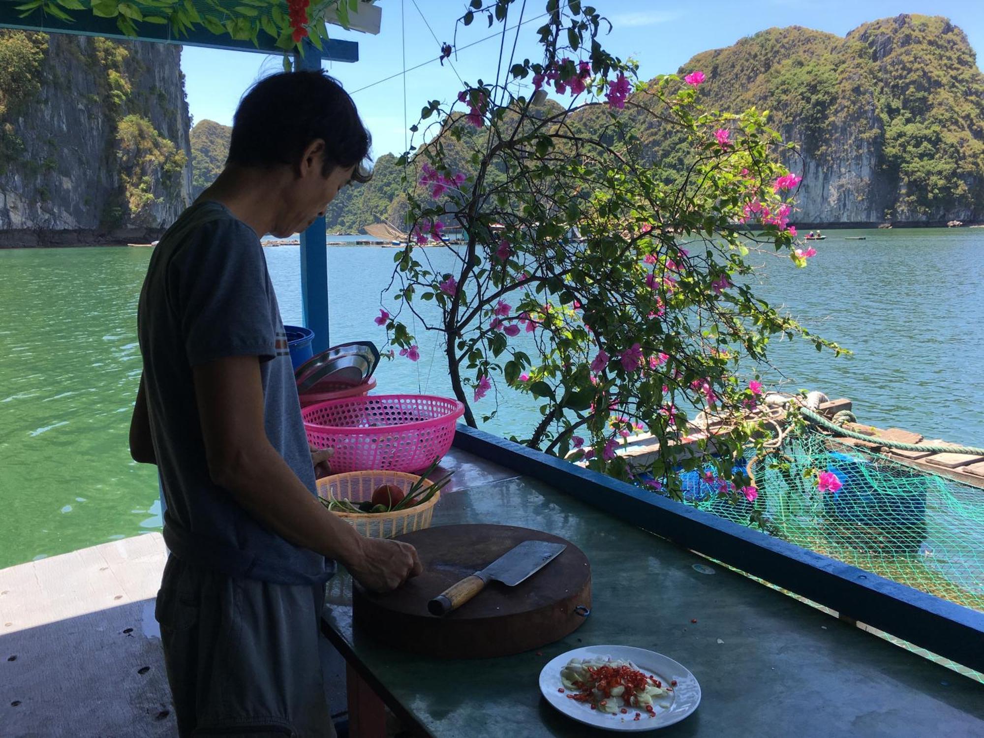 Cat Ba Bay Cruises Hotel Dong Khe Sau Екстериор снимка