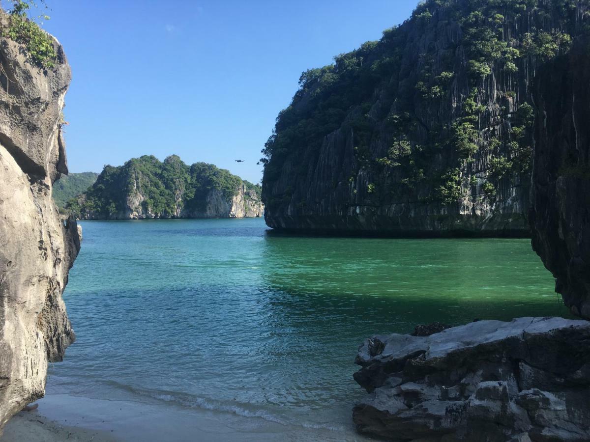 Cat Ba Bay Cruises Hotel Dong Khe Sau Екстериор снимка